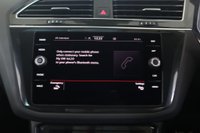 USED 2021 21 VOLKSWAGEN TIGUAN 1.5 TSI R-Line DSG Euro 6 (s/s) 5dr Parking Sensor, Heated Seats,