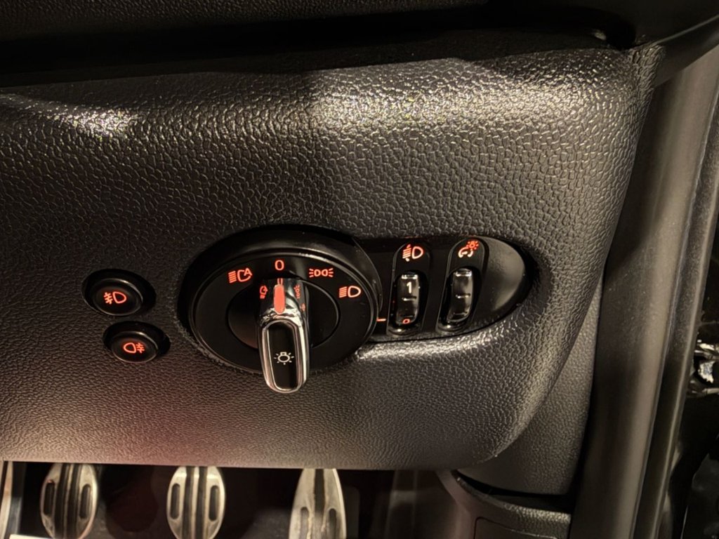USED 2019 19 MINI CONVERTIBLE 1.5 Cooper Sport Convertible 2dr Petrol Manual Euro 6 (s/s) (136 ps) 