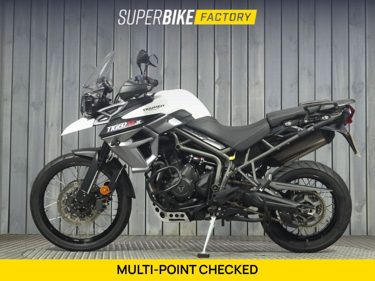 TRIUMPH TIGER 800