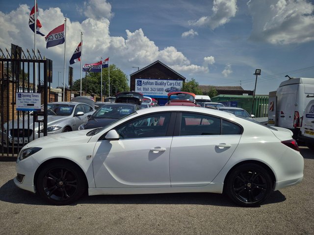 View our VAUXHALL INSIGNIA