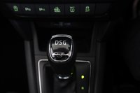 USED 2015 65 SKODA YETI 2.0 TDI Laurin & Klement Outdoor 5dr Diesel DSG 4WD Euro 6 (s/s) (150 ps) Reverse Camera, Panoramic Sunroof,