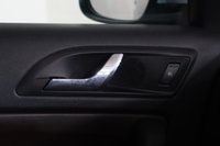 USED 2015 65 SKODA YETI 2.0 TDI Laurin & Klement Outdoor 5dr Diesel DSG 4WD Euro 6 (s/s) (150 ps) Reverse Camera, Panoramic Sunroof,