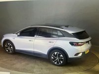 USED 2021 71 VOLKSWAGEN ID.4 Pro Performance 77kWh Family SUV 5dr Electric Auto (204 ps) 