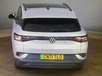USED 2021 71 VOLKSWAGEN ID.4 Pro Performance 77kWh Family SUV 5dr Electric Auto (204 ps) 