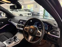 USED 2022 22 BMW 3 SERIES 2.0 330e 12kWh M Sport Touring Auto Euro 6 (s/s) 5dr PERFORMANCEKIT+COMFORTPACK+20S