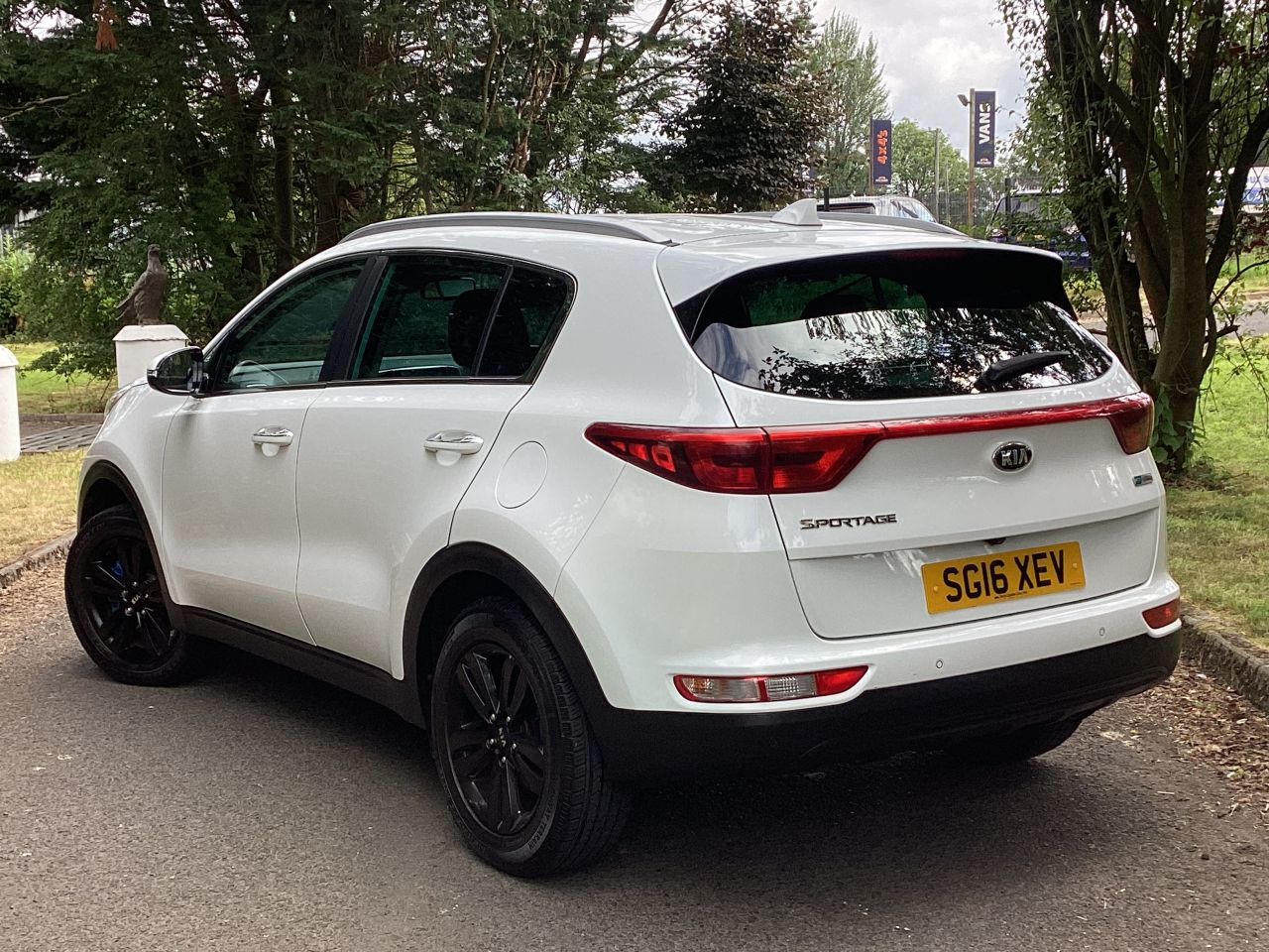 2016 KIA SPORTAGE 1.7 CRDi 2 SUV 5dr Diesel Manual Euro 6 (s/s) (114 bhp) - vehicle photo 5 for sale on PureCar