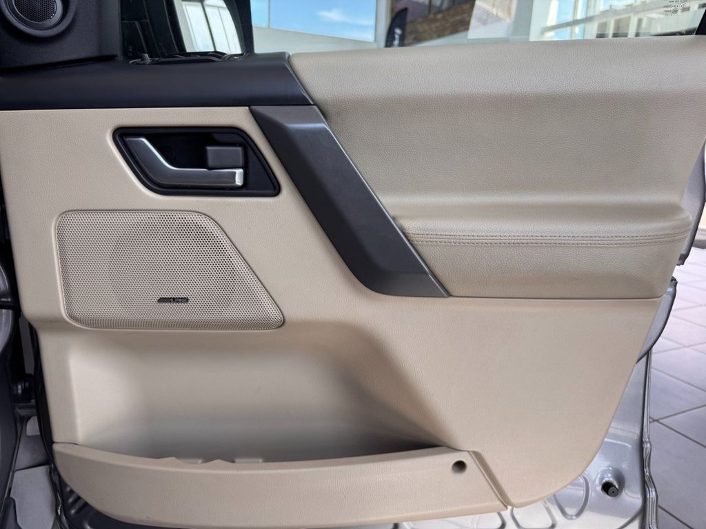 2009 Land Rover Freelander thumbnail 15