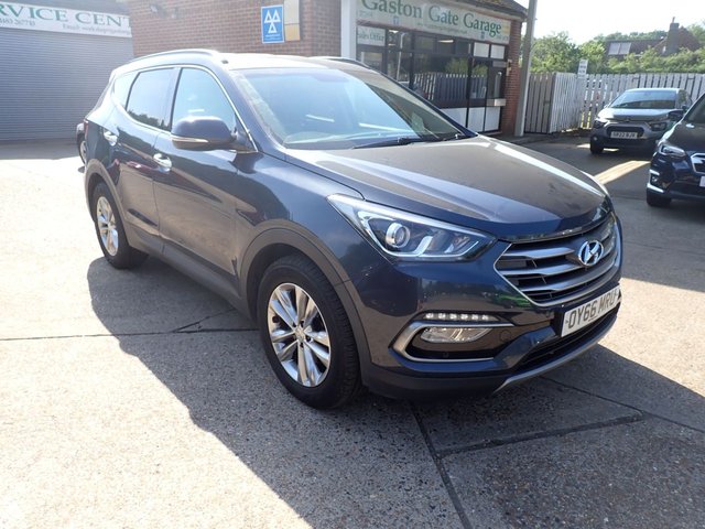 View our HYUNDAI SANTA FE