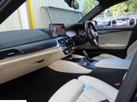 USED 2023 23 BMW 5 SERIES TOURING 520d MHT M-SPORT PRO PACK HYBRID STEPTRONIC xDRIVE 4WD190 BHP 