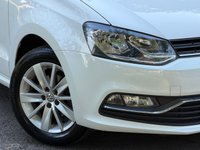 USED 2015 65 VOLKSWAGEN POLO 1.2 TSI BlueMotion Tech SE Hatchback 3dr Petrol Manual Euro 6 (s/s) (90 ps) 