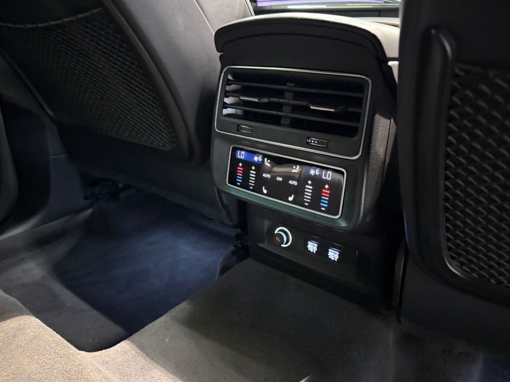 USED 2020 20 AUDI SQ8 4.0 TDI V8 Vorsprung SUV 5dr Diesel Tiptronic quattro Euro 6 (s/s) (435 ps) 