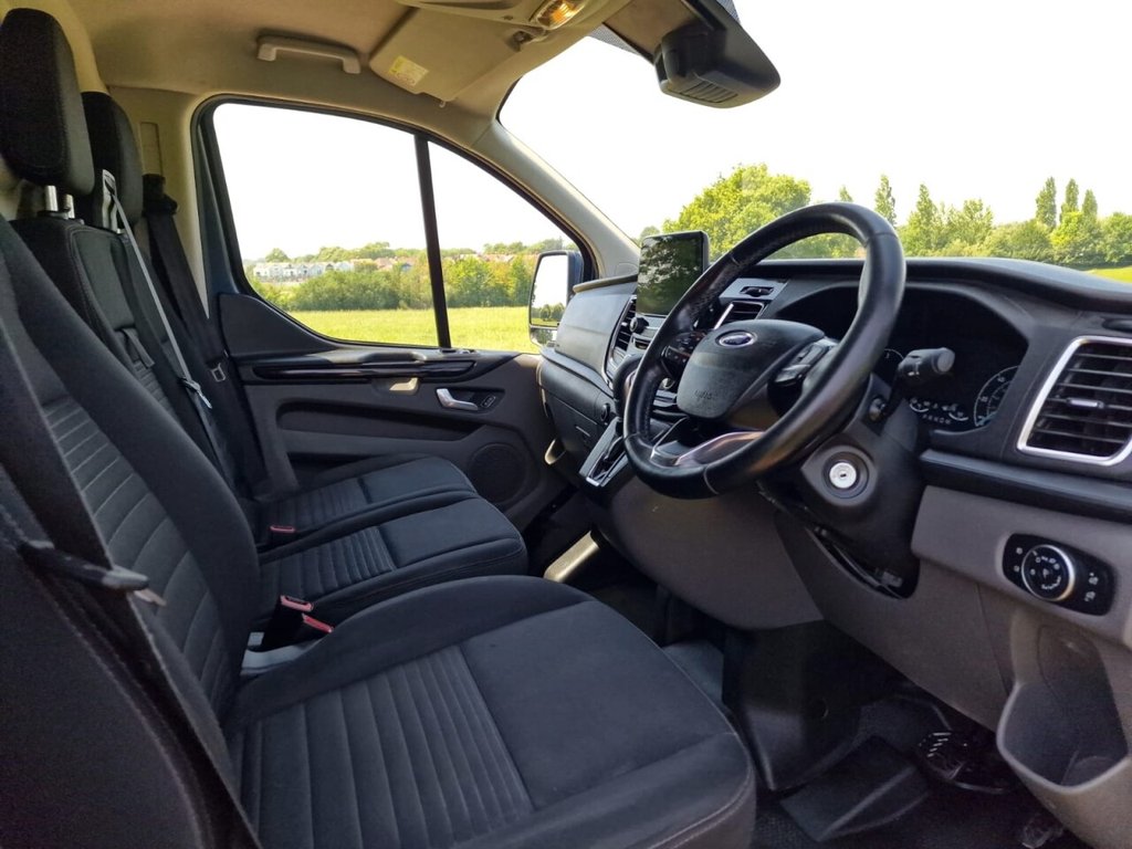USED 2019 19 FORD TRANSIT CUSTOM 2.0 300 EcoBlue Limited Panel Van 5dr Diesel Auto L2 H1 Euro 6 (s/s) (130 ps) FINANCE AVAILABLE