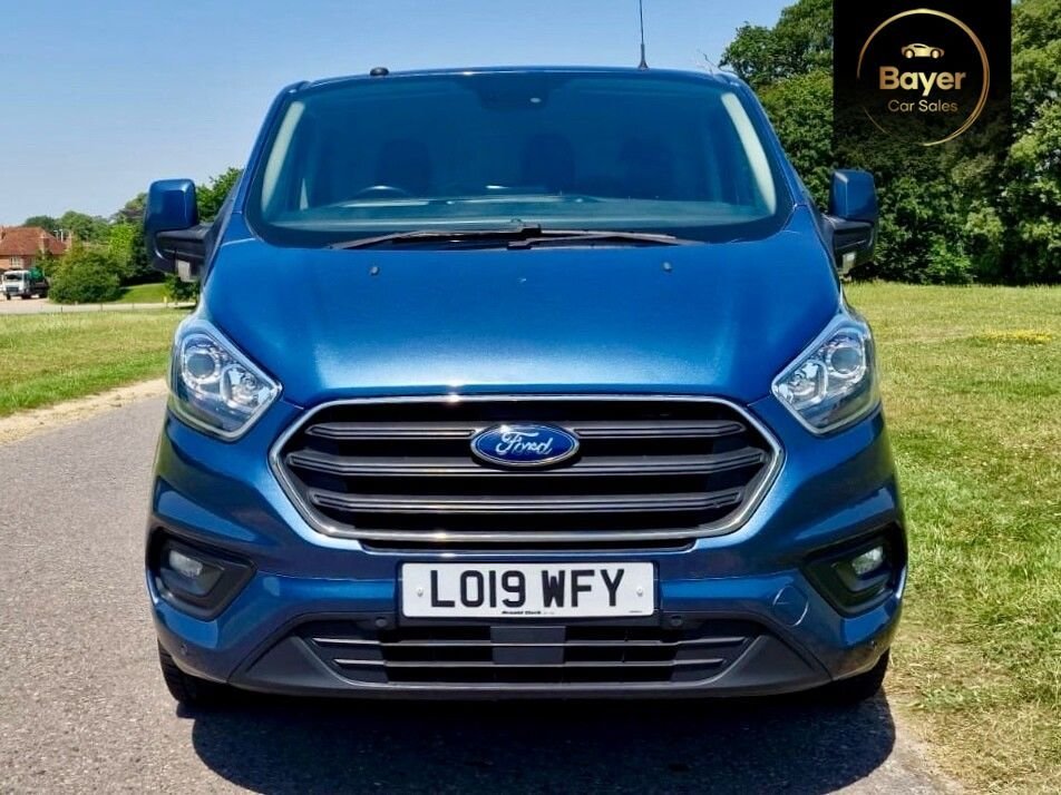 USED 2019 19 FORD TRANSIT CUSTOM 2.0 300 EcoBlue Limited Panel Van 5dr Diesel Auto L2 H1 Euro 6 (s/s) (130 ps) FINANCE AVAILABLE