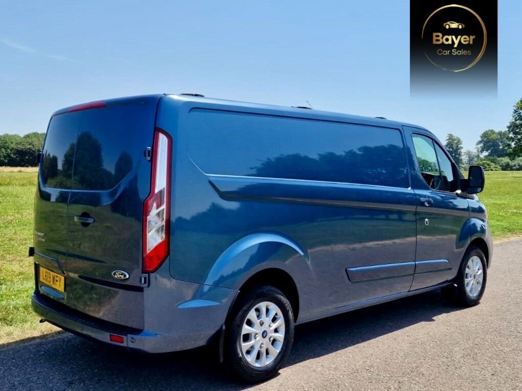 USED 2019 19 FORD TRANSIT CUSTOM 2.0 300 EcoBlue Limited Panel Van 5dr Diesel Auto L2 H1 Euro 6 (s/s) (130 ps) FINANCE AVAILABLE