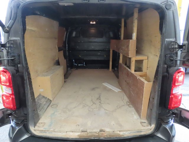 View our VAUXHALL VIVARO