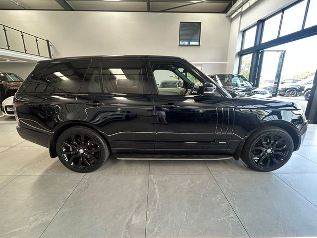 View our LAND ROVER RANGE ROVER