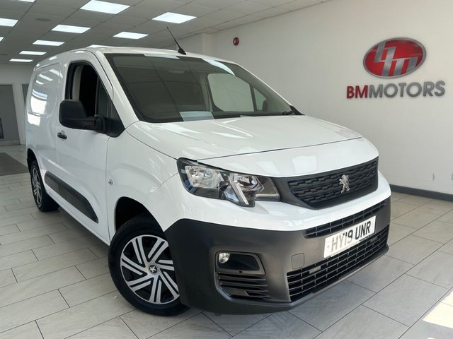View our PEUGEOT PARTNER
