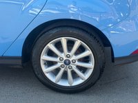 USED 2017 67 FORD FOCUS 1.0T EcoBoost Titanium Hatchback 5dr Petrol Auto Euro 6 (s/s) (125 ps) PARKING SENSORS - 12 MONTH MOT