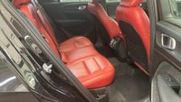 USED 2019 19 VOLVO XC40 2.0 D4 Inscription Pro SUV 5dr Diesel Auto AWD Euro 6 (s/s) (190 ps) 