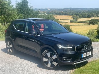 View our VOLVO XC40
