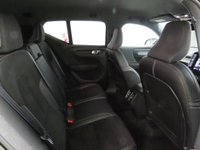 USED 2019 19 VOLVO XC40 2.0 T4 R-Design SUV 5dr Petrol Auto Euro 6 (s/s) (190 ps) 