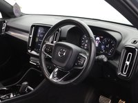 USED 2019 19 VOLVO XC40 2.0 T4 R-Design SUV 5dr Petrol Auto Euro 6 (s/s) (190 ps) WINTER PACK | REAR PARK ASSIST
