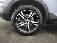 USED 2019 19 VOLVO XC40 2.0 T4 R-Design SUV 5dr Petrol Auto Euro 6 (s/s) (190 ps) WINTER PACK | REAR PARK ASSIST