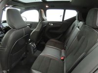 USED 2020 70 VOLVO XC40 1.5h T5 Twin Engine Recharge 10.7kWh R-Design Pro SUV 5dr Petrol Plug-in Hybrid Auto Euro 6 (s/s) (262 ps) 