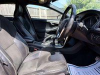USED 2016 16 VOLVO V40 2.0 V40 R-Design T2 5dr Service History Heated Seats