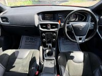 USED 2016 16 VOLVO V40 2.0 V40 R-Design T2 5dr Service History Heated Seats