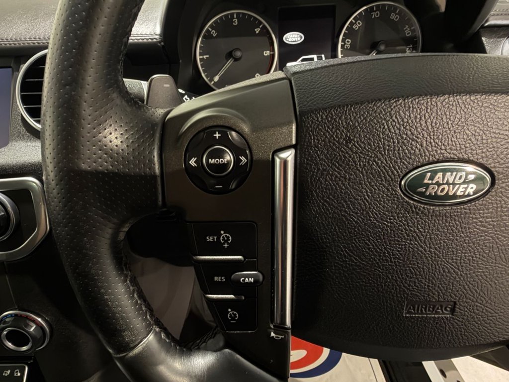USED 2015 15 LAND ROVER DISCOVERY 4 3.0 SD V6 HSE Luxury SUV 5dr Diesel Auto 4WD Euro 5 (s/s) (255 bhp) 