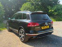 USED 2015 15 VOLKSWAGEN TOUAREG 3.0 TDI V6 BlueMotion Tech R-Line SUV 5dr Diesel Tiptronic 4WD Euro 6 (s/s) (262 ps) 