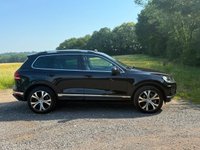USED 2015 15 VOLKSWAGEN TOUAREG 3.0 TDI V6 BlueMotion Tech R-Line SUV 5dr Diesel Tiptronic 4WD Euro 6 (s/s) (262 ps) 