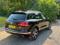 USED 2015 15 VOLKSWAGEN TOUAREG 3.0 TDI V6 BlueMotion Tech R-Line SUV 5dr Diesel Tiptronic 4WD Euro 6 (s/s) (262 ps) 