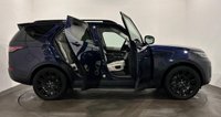 USED 2019 19 LAND ROVER DISCOVERY 3.0 SD V6 HSE SUV 5dr Diesel Auto 4WD Euro 6 (s/s) (306 ps) Exceptional Land Rover Discovery 3.0 Euro 6 306 BHP 7 Seater hosting a generous specification including electric deployable towbar, roof rails, privacy glass,