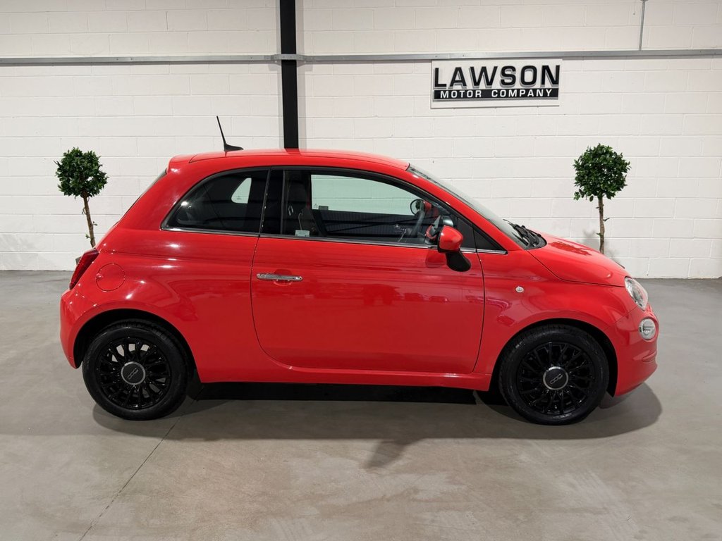 USED 2020 20 FIAT 500 0.9 TwinAir Lounge Hatchback 3dr Petrol Manual Euro 6 (s/s) (85 bhp) 
