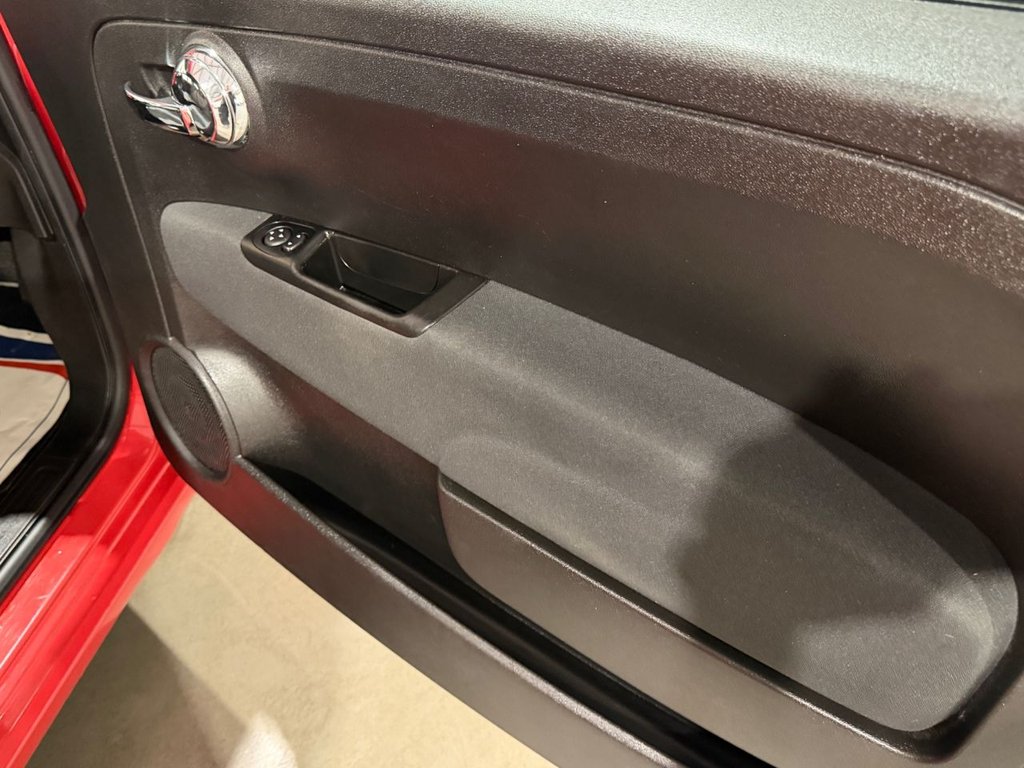 USED 2020 20 FIAT 500 0.9 TwinAir Lounge Hatchback 3dr Petrol Manual Euro 6 (s/s) (85 bhp) 