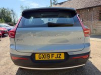 USED 2019 19 VOLVO XC40 1.5 T3 Momentum Euro 6 (s/s) 5dr 360 REVERSING CAMERA