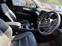 USED 2019 19 VOLVO XC40 1.5 T3 Momentum Euro 6 (s/s) 5dr 360 REVERSING CAMERA