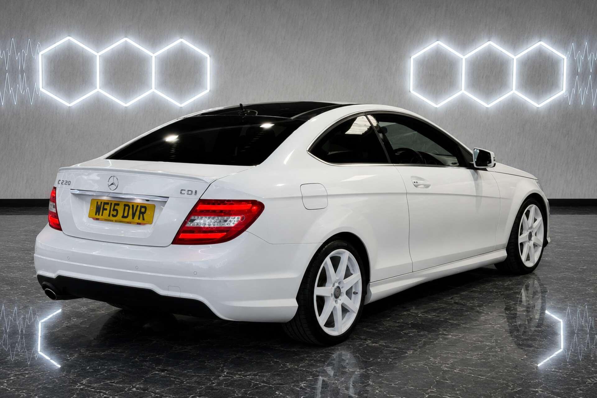 2015 15 MERCEDES-BENZ C CLASS