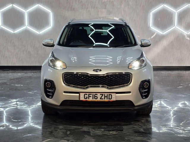 View our KIA SPORTAGE