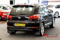 USED 2013 63 VOLKSWAGEN TIGUAN 2.0 TDI BlueMotion Tech R-Line SUV 5dr Diesel Manual 4WD Euro 5 (s/s) (170 ps) 