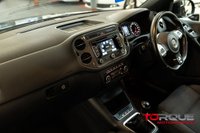 USED 2013 63 VOLKSWAGEN TIGUAN 2.0 TDI BlueMotion Tech R-Line SUV 5dr Diesel Manual 4WD Euro 5 (s/s) (170 ps) 