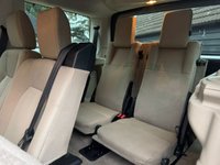 USED 2015 15 LAND ROVER DISCOVERY 4 3.0 SD V6 SE SUV 5dr Diesel Auto 4WD Euro 5 (s/s) (255 bhp) 
