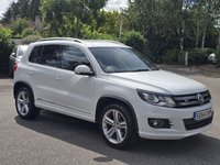 USED 2015 64 VOLKSWAGEN TIGUAN 2.0 TDI BlueMotion Tech R-Line SUV 5dr Diesel Manual 4WD Euro 5 (s/s) (Nav) (140 ps) 