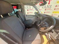 USED 2016 66 VOLKSWAGEN TRANSPORTER 2.0 BiTDI T32 BlueMotion Tech Highline Kombi Double Cab 5dr Diesel Manual FWD SWB Euro 6 (s/s) (204 ps) NO VAT, PARKING SENSORS, SAT NAV!!!