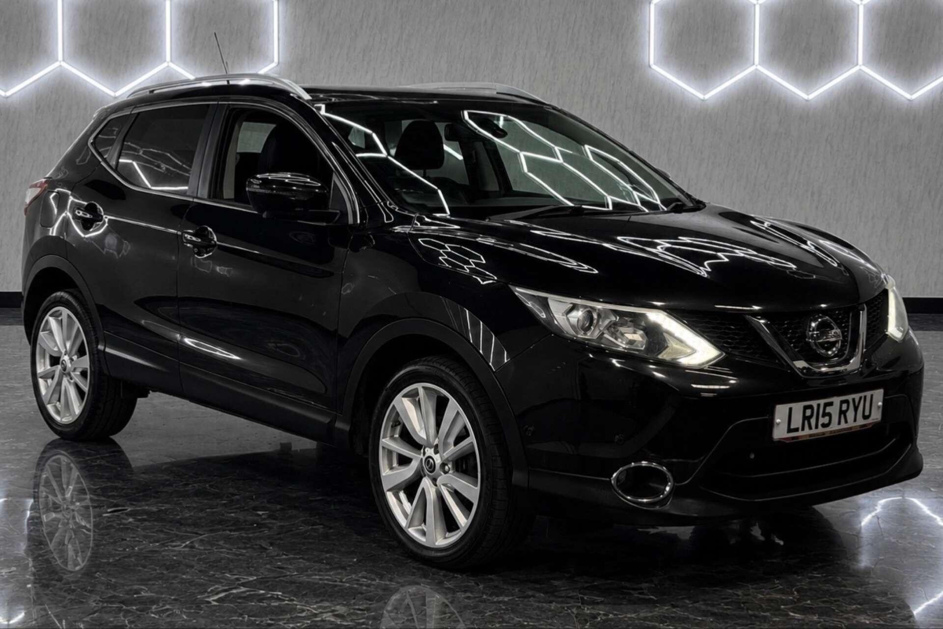 2015 NISSAN QASHQAI 1.2 DIG-T Tekna SUV 5dr Petrol Manual 2WD Euro 5 (s/s) (115 ps)