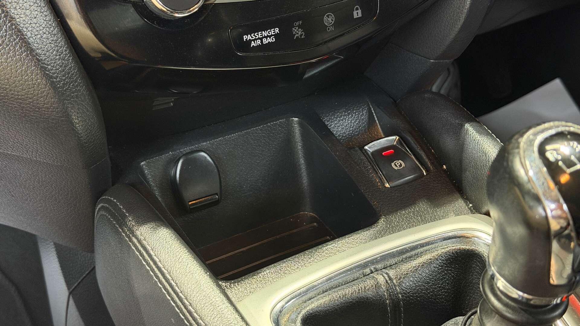 2015 15 NISSAN QASHQAI