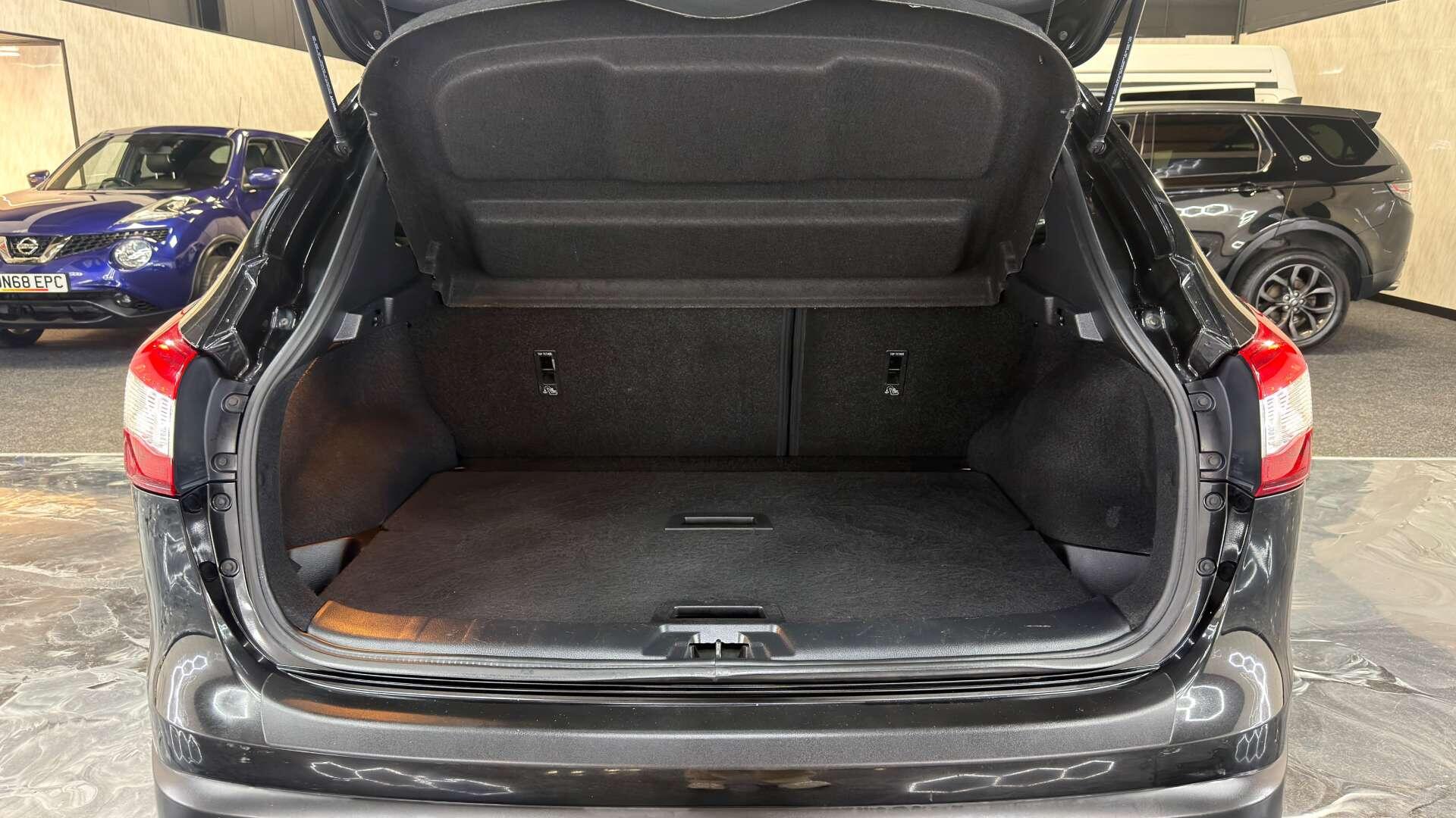 2015 15 NISSAN QASHQAI