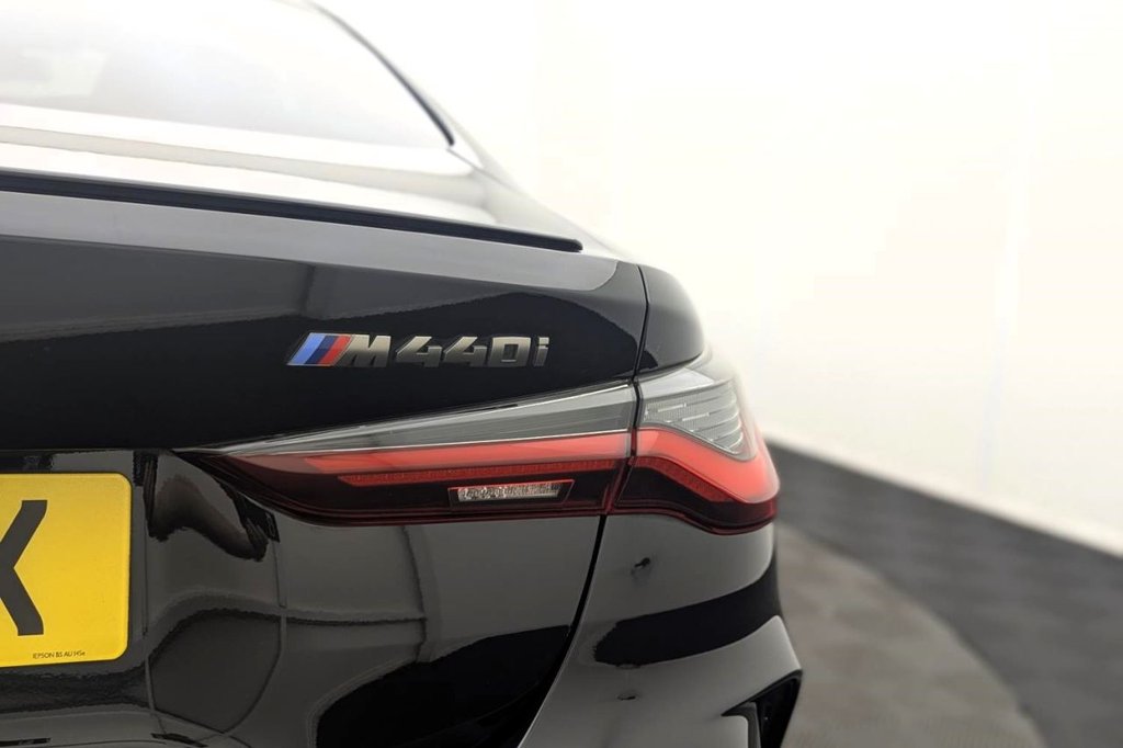 USED 2022 72 BMW 4 SERIES 3.0 M440i MHT Coupe 2dr Petrol Hybrid Auto xDrive Euro 6 (s/s) (374 ps) 4WD, Car Play, Full Leather
